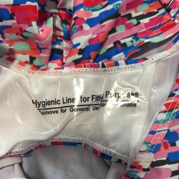 Multi Color One-Piece Swimsuit with Sweetheart Neckline size 20 - Picture 4 of 7